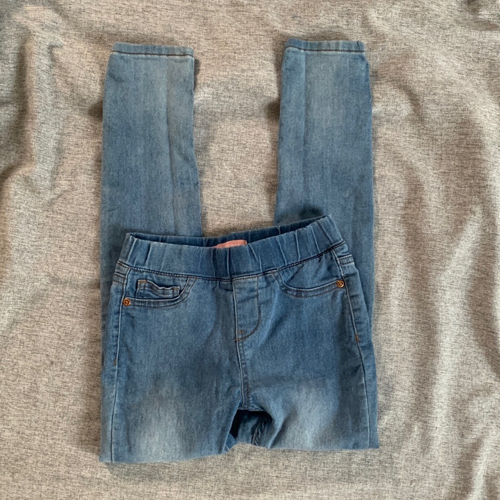 BCBG Girls Light Denim Jegging Jeans - 8